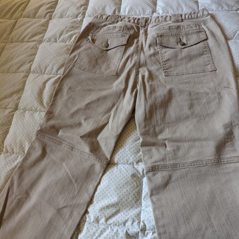 Aventura Cargo Pants - Picture 4 of 5